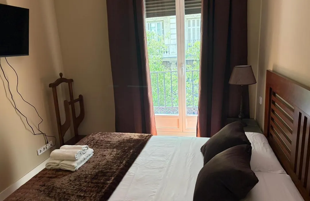 Hostal Arenal Madrid-1